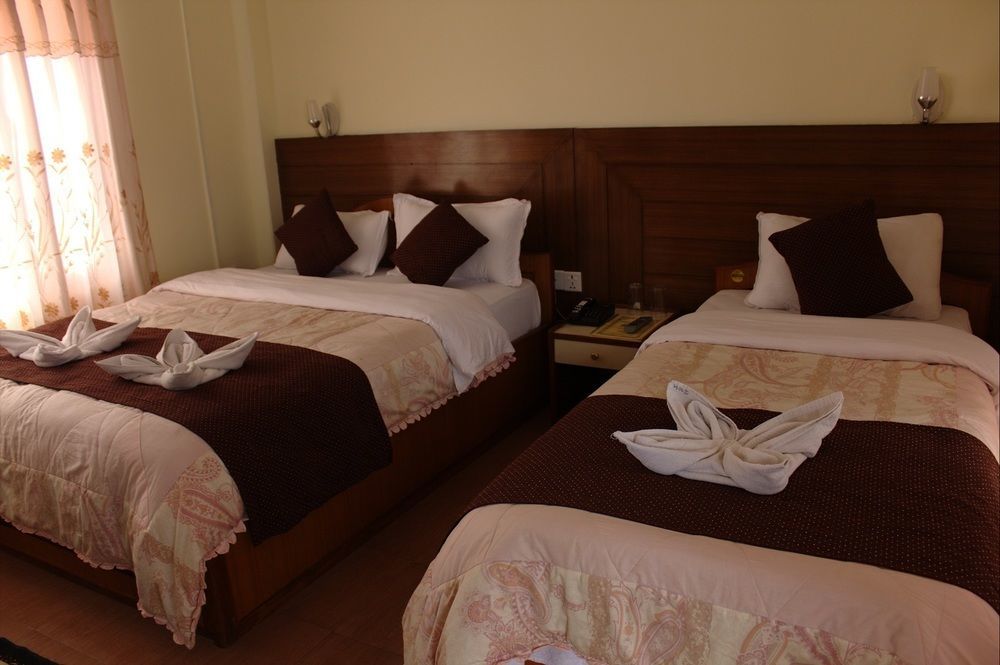 Hotel Himalayan Inn Pokhara Extérieur photo