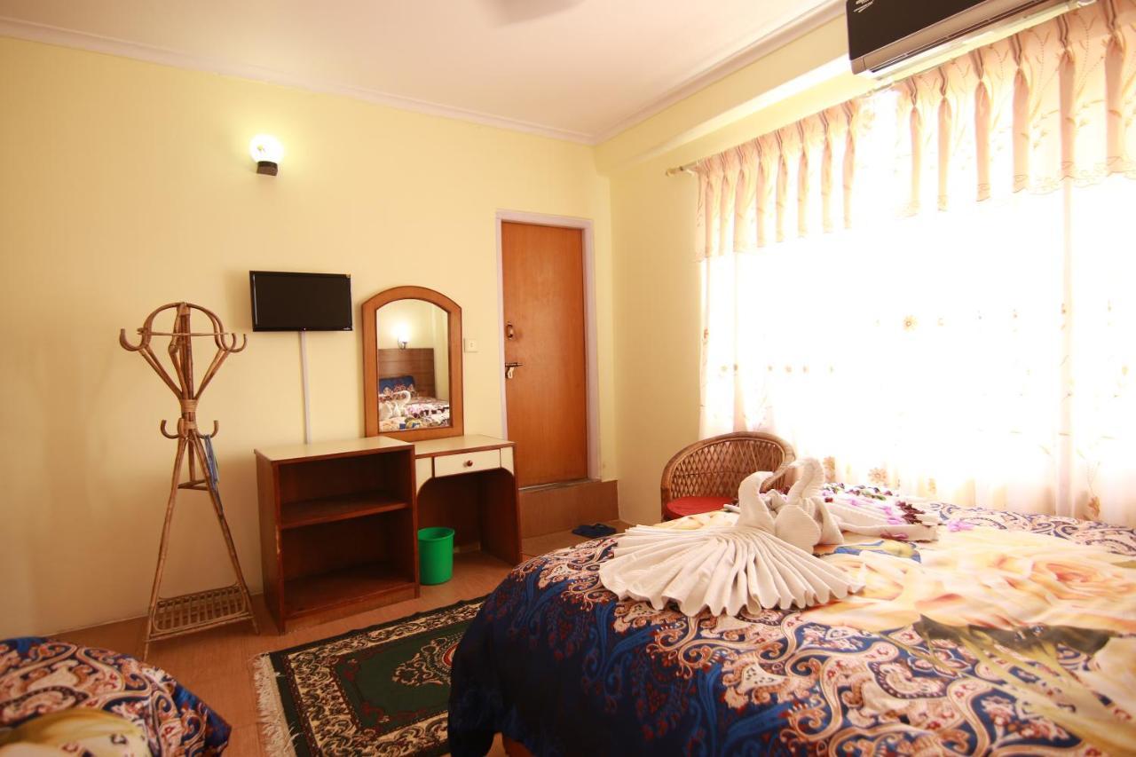 Hotel Himalayan Inn Pokhara Extérieur photo